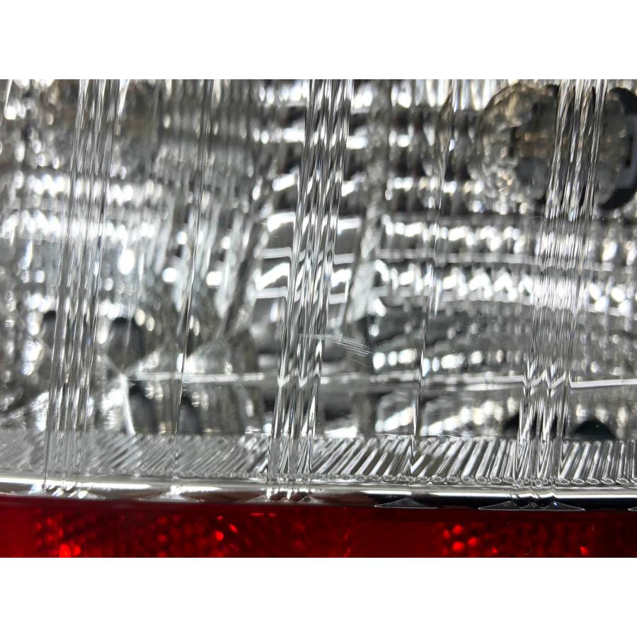 ♪小傷♪プリウス ZVW30 後期 純正 テールランプ 右 STANLEY47-37（Z41