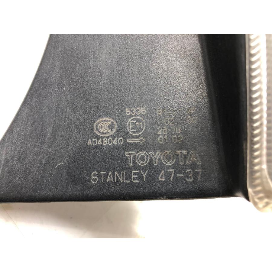 ♪小傷♪プリウス ZVW30 後期 純正 テールランプ 右 STANLEY47-37（Z41