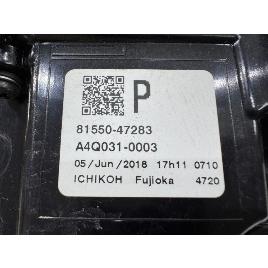 良品】プリウス50 ZVW50 前期 純正テールライト 右 リアフォグ無 KOITO
