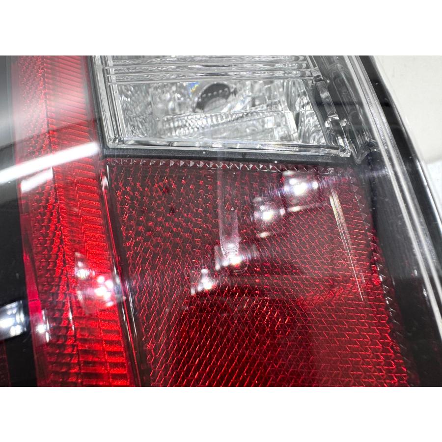 50プリウス リアテール 良品】プリウス50 ZVW50 前期 純正テールライト 右 リアフォグ無 KOITO