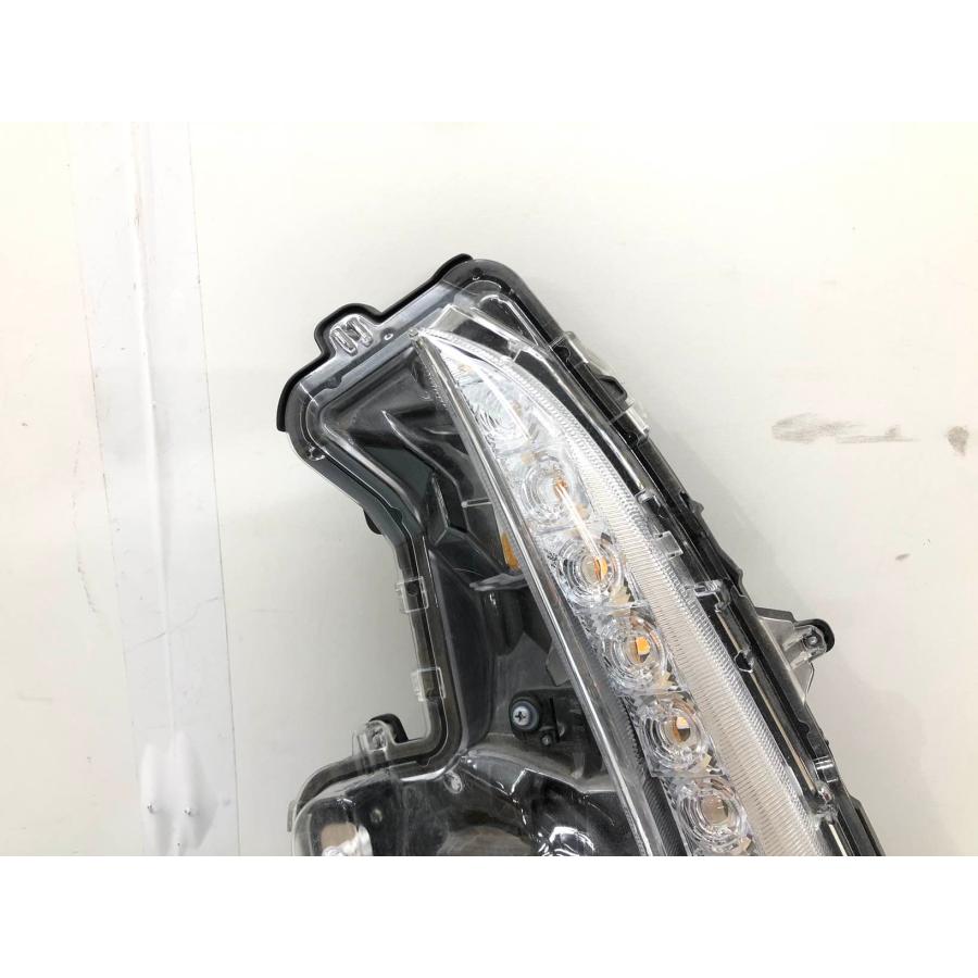 ♪薄傷♪プリウス PHV ZVW52 純正 左 フォグランプ ターンシグナル