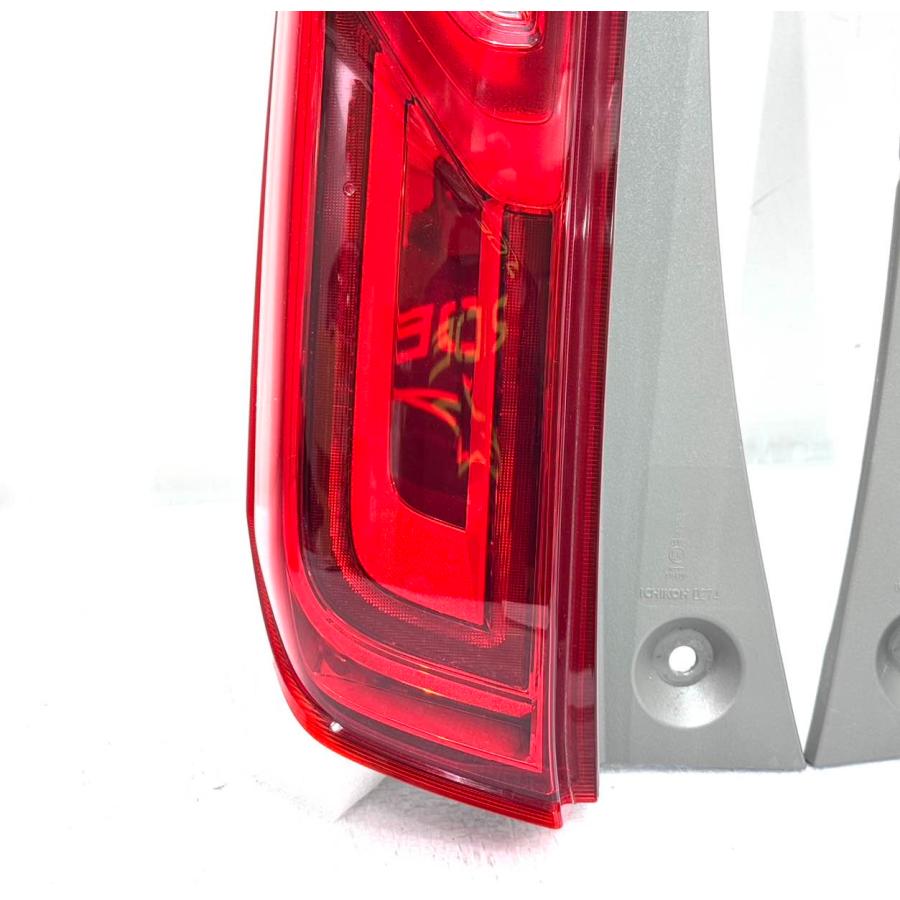 ☆美品☆ ホンダ N BOX JF3/4 後期 純正 左右 テールライト ICHIKOH
