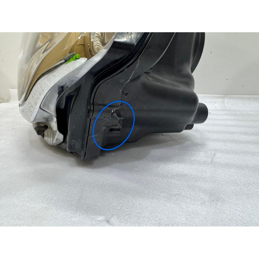 ハスラー MR31S/MR41S 純正HIDヘッドライト 左 ICHIKOH 1874 （Z41-50