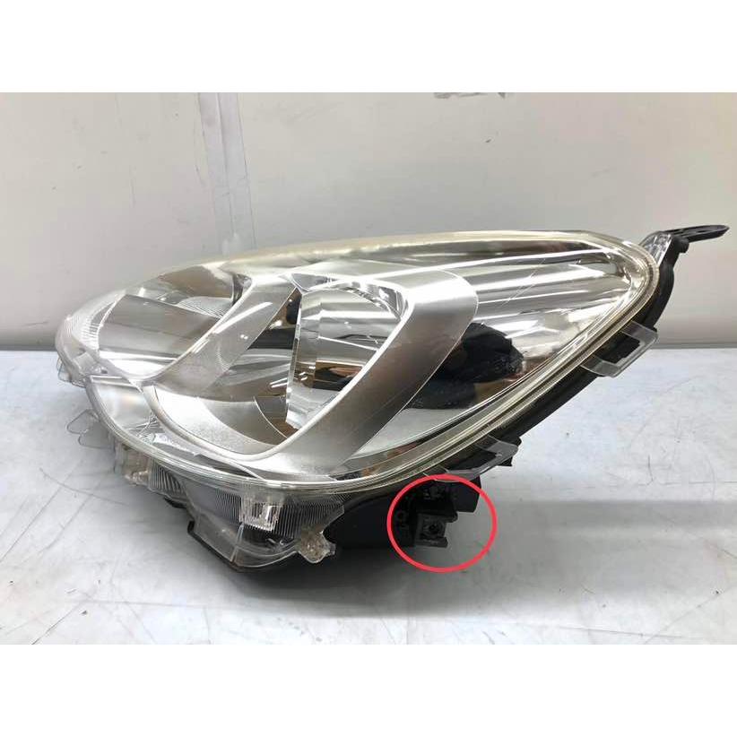 トヨタ アクア NHP10 中期 純正 ヘッドランプ 左 ハロゲン KOITO52-291