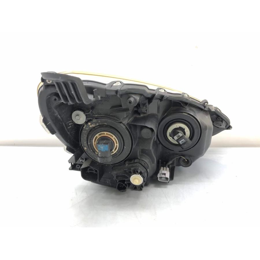トヨタ アクア NHP10 中期 純正 ヘッドランプ 左 ハロゲン KOITO52-291