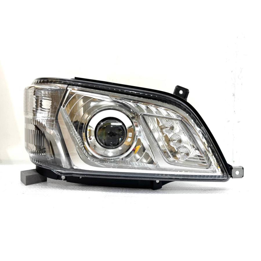 ☆美品☆ トヨタ ダイナ XZU700 純正 右 LED ヘッドライト 12V KOITO37