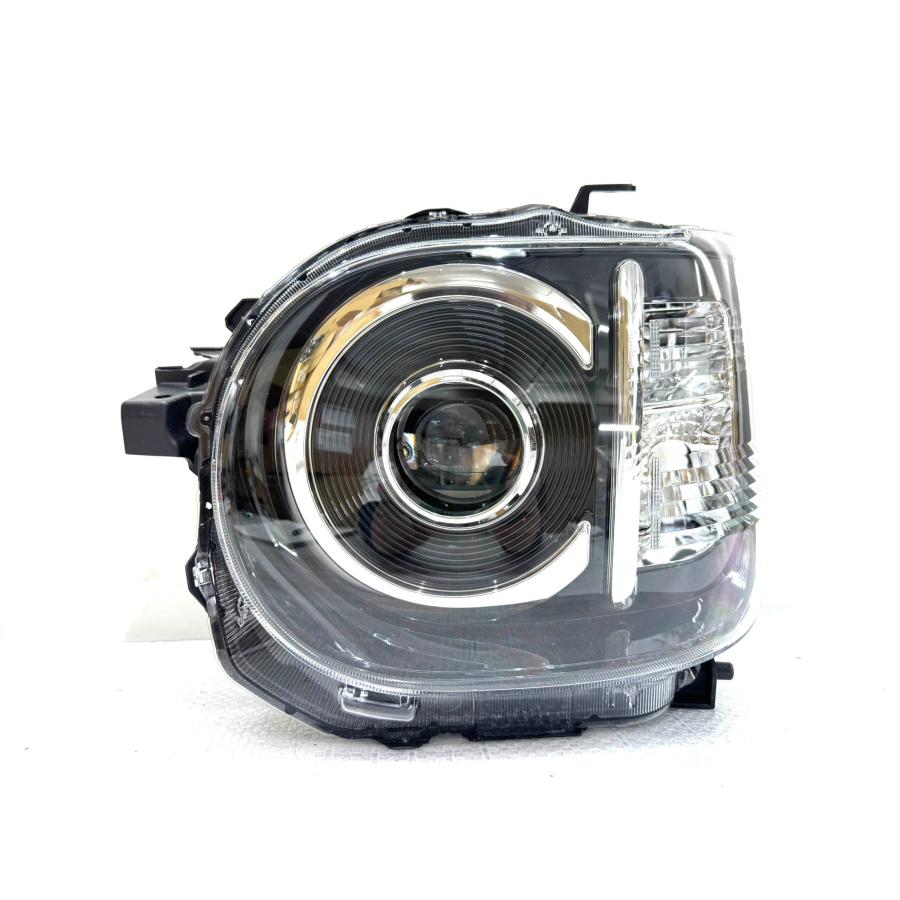 TT　　　ダイハツ　ミラトコット　LA560S 左ヘッドライト TT ダイハツ ミラトコット LA560S 左ヘッドライト ミラトコット LA560S