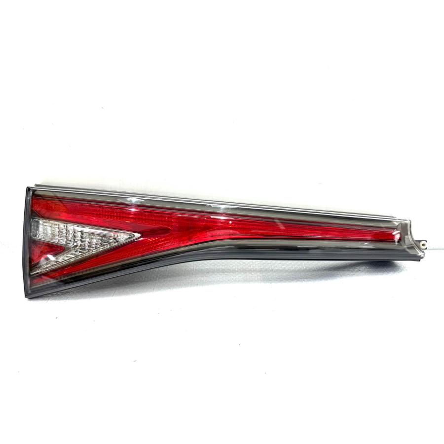 トヨタ SAI/サイ AZK10 後期 左テールライト KOITO 75-16 トヨタ SAI サイ AZK10 後期 純正 左 テールライト 内側