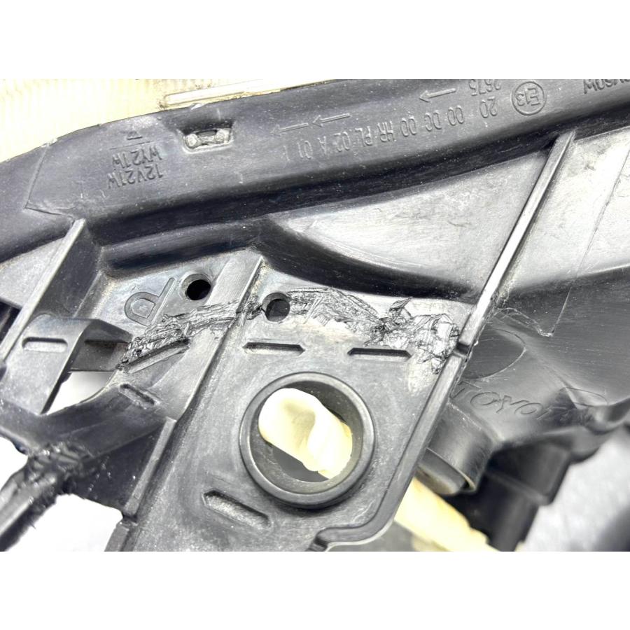 ☆良品☆ トヨタ ヴァンガード ACA33W/38W 純正 左 HID ヘッドライト