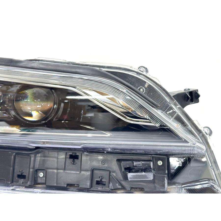 トヨタ ヴェルファイア 30 右ヘッドライト ジャンク品 ☆良品☆ トヨタ ヴェルファイア AGH30/35 GGH30/35 前期 純正 右 LED