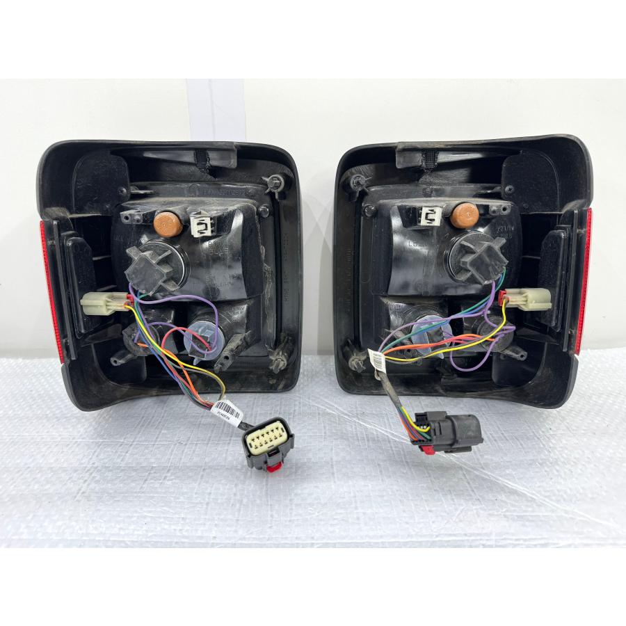 良品】Jeep/ジープラングラー JL 純正テールライト左右 （Z42-18