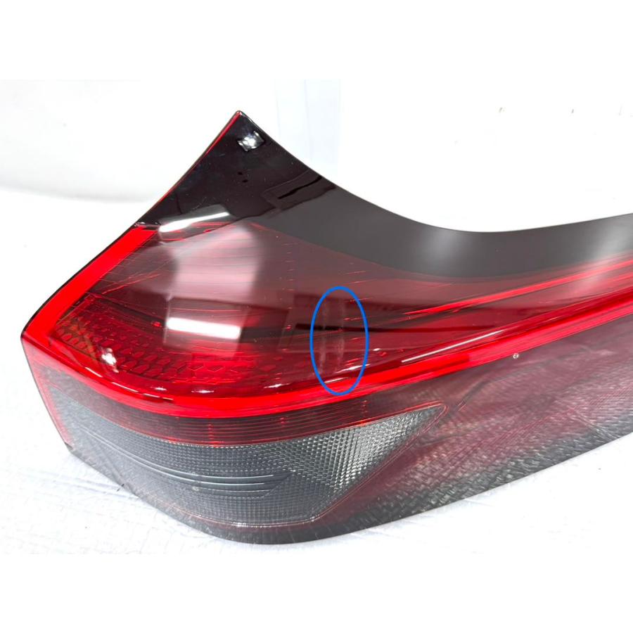 エクストレイル T33 純正テールライト 右 KOITO 220-2378W （Z42-19