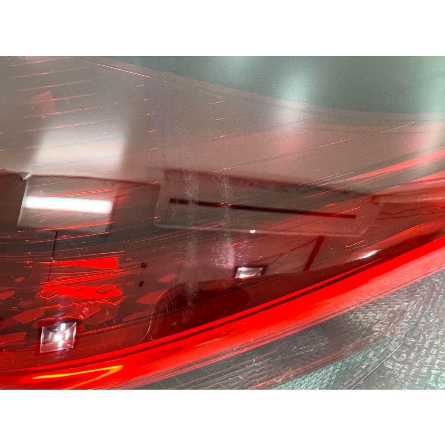 エクストレイル T33 純正テールライト 右 KOITO 220-2378W （Z42-19