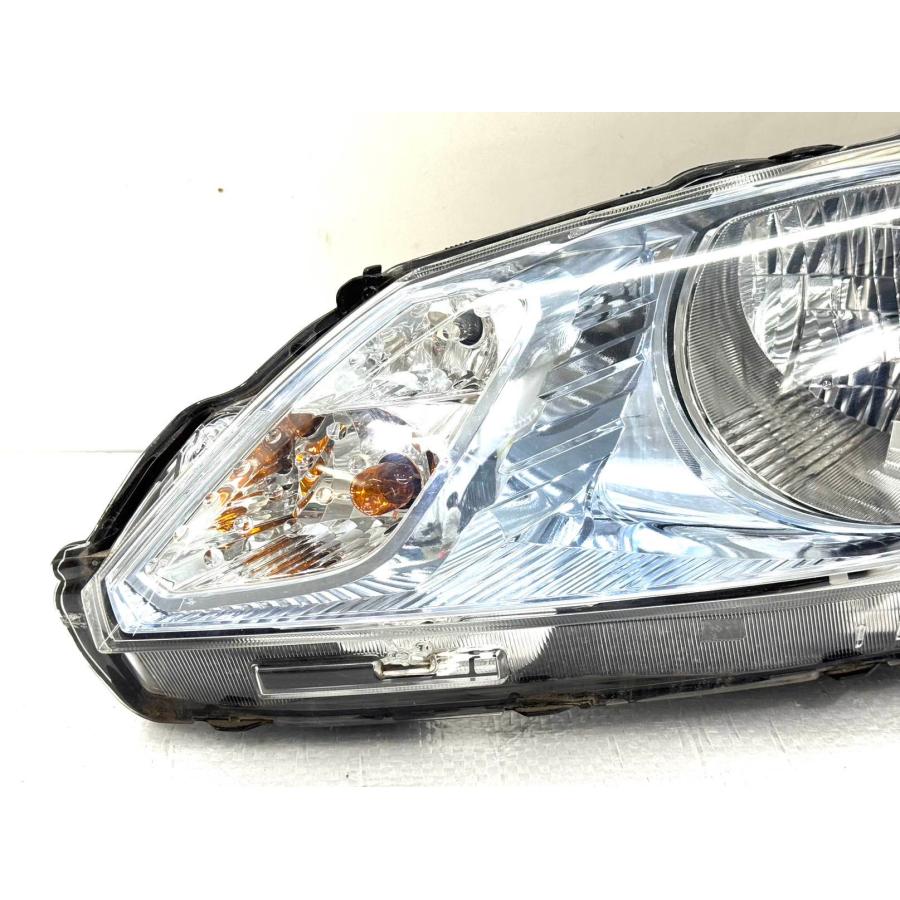 ☆美品☆ ホンダ フリード ハイブリッド GP3/4 純正 左 HID ヘッド