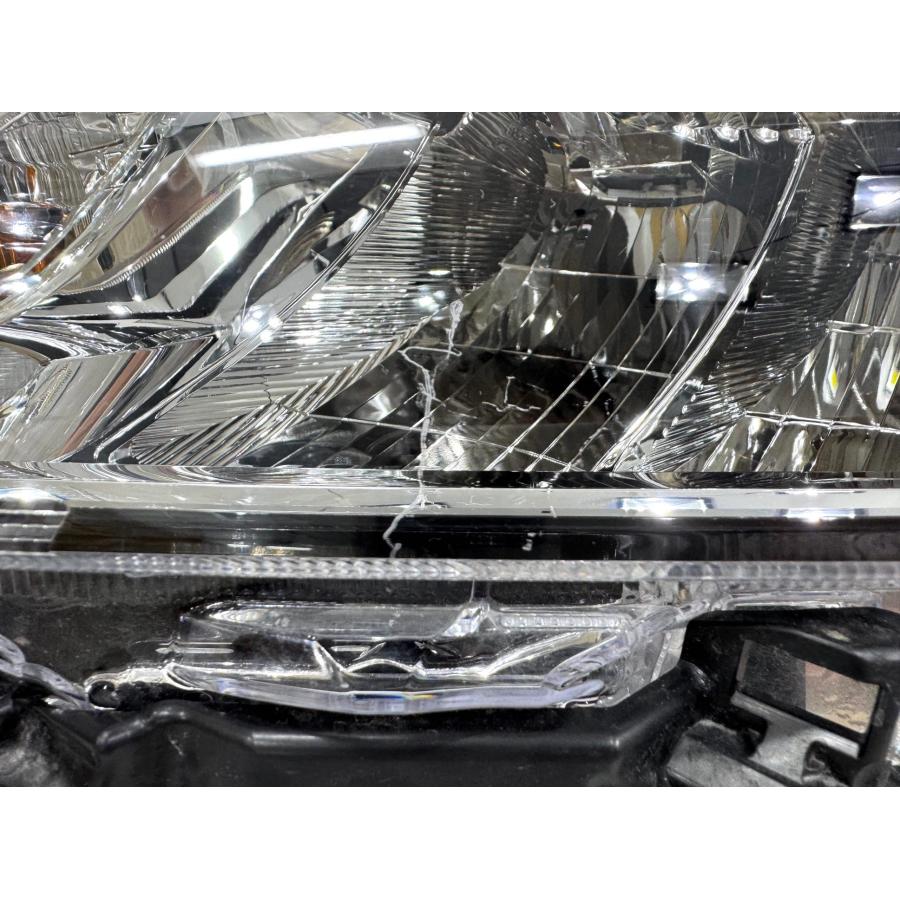 ノア90 ZWR90/MZRA90 純正LEDヘッドライト 左 ICHIKOH V1-1/刻印N2