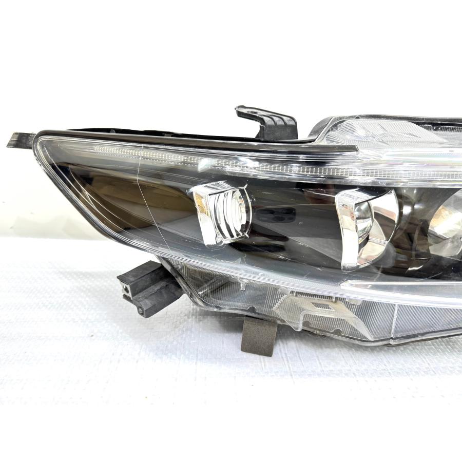 レンズ綺麗】ハリアー60 ZSU60W 前期 純正LEDヘッドライト 右 KOITO 48