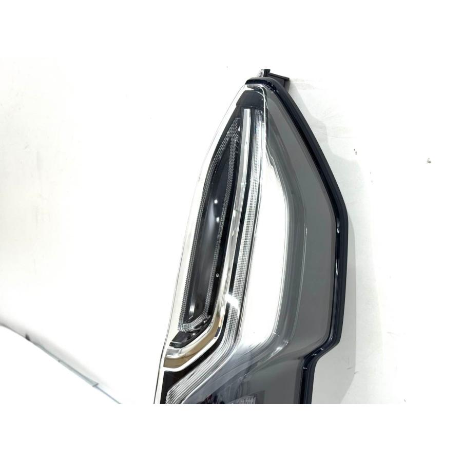 ホンダ N BOX カスタム JF3/4 純正 右 テールライト ICHIKOH D186 刻印