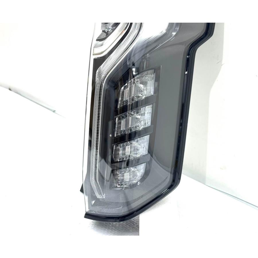 NBOX　カスタム　JF3　右テール　純正　N-BOX　ICHIKOH　D186 ホンダ N BOX カスタム JF3/4 純正 右 テールライト ICHIKOH D186 刻印