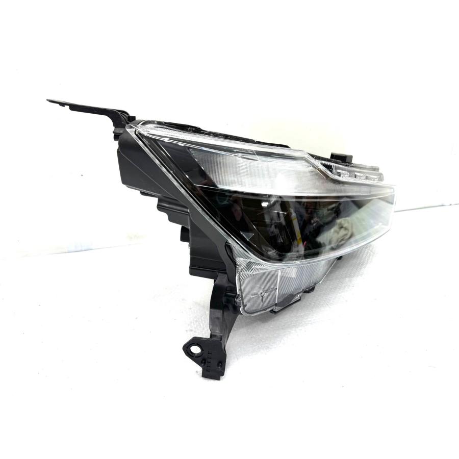 ホンダ WR-V DG5 純正 右 LED ヘッドライト IJL 100-8F08E （Z43-18