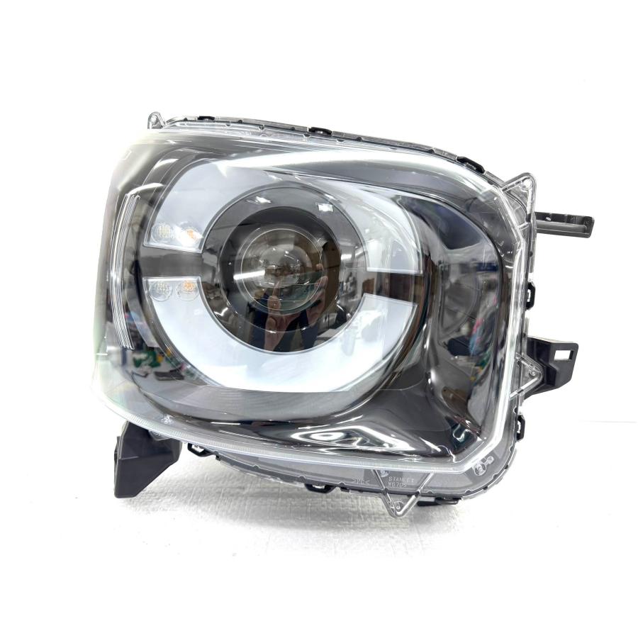 ☆美品☆ ホンダ N BOX JF5/6 純正 右 LED ヘッドライト STANLEY W6705