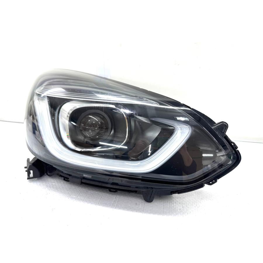 ホンダ フィット GR1/2/3 純正 右 LED ヘッドライト STANLEY W4395