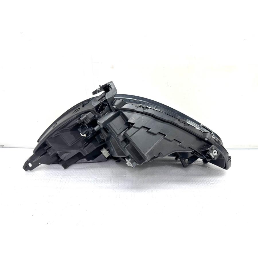 ホンダ フィット GR1/2/3 純正 右 LED ヘッドライト STANLEY W4395