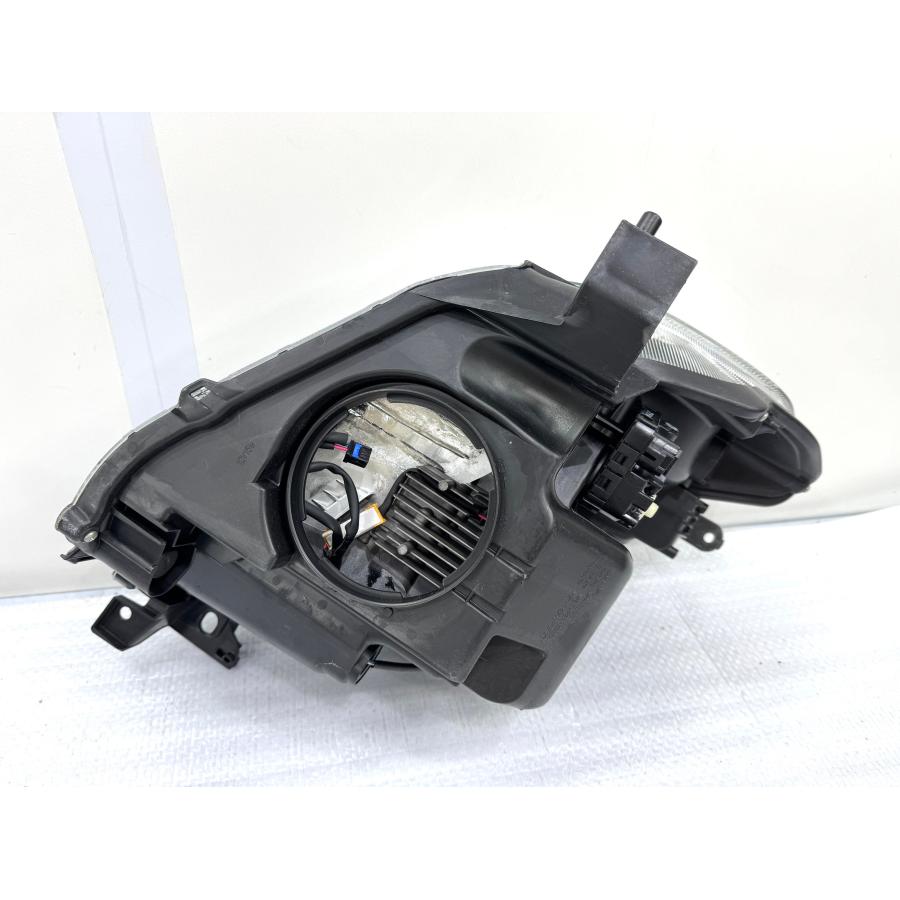 パッソ M700A 純正LEDヘッドライト 左 KOITO 100-69027 （Z43-53