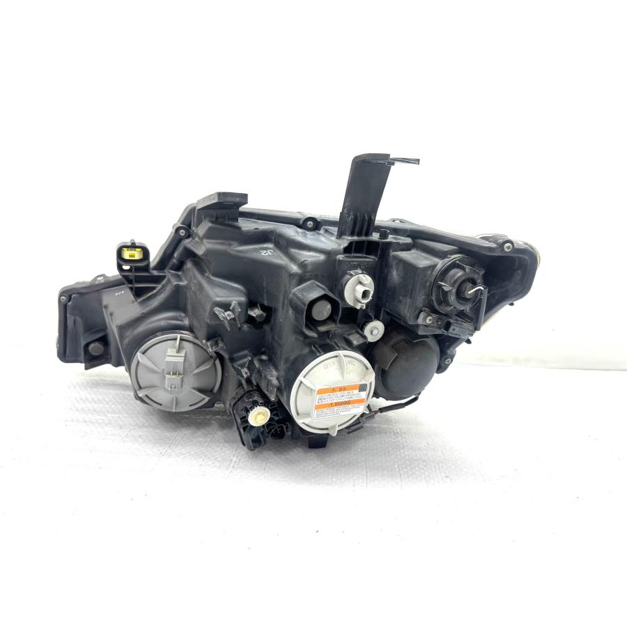 ☆良品☆ ホンダ ステップワゴン RK5/6 後期 純正 右 HID ヘッドライト