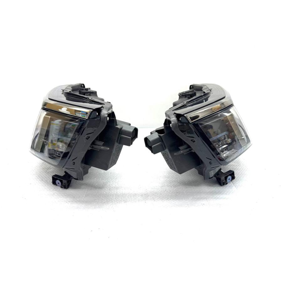 ☆ジャンク☆ ホンダ ステップワゴン スパーダ RP6/7/8 純正 左右 LED