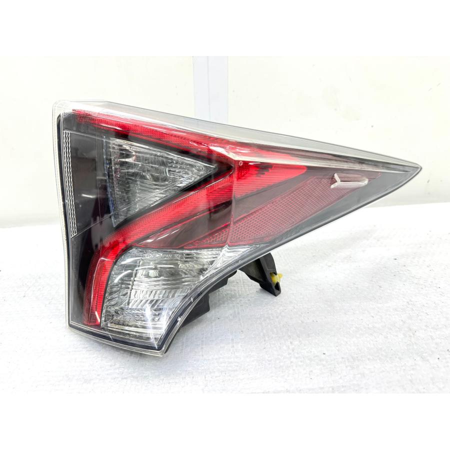 プリウス50 ZVW50 前期 純正テールライト 右 ICHIKOH 47-87/47-78 刻印