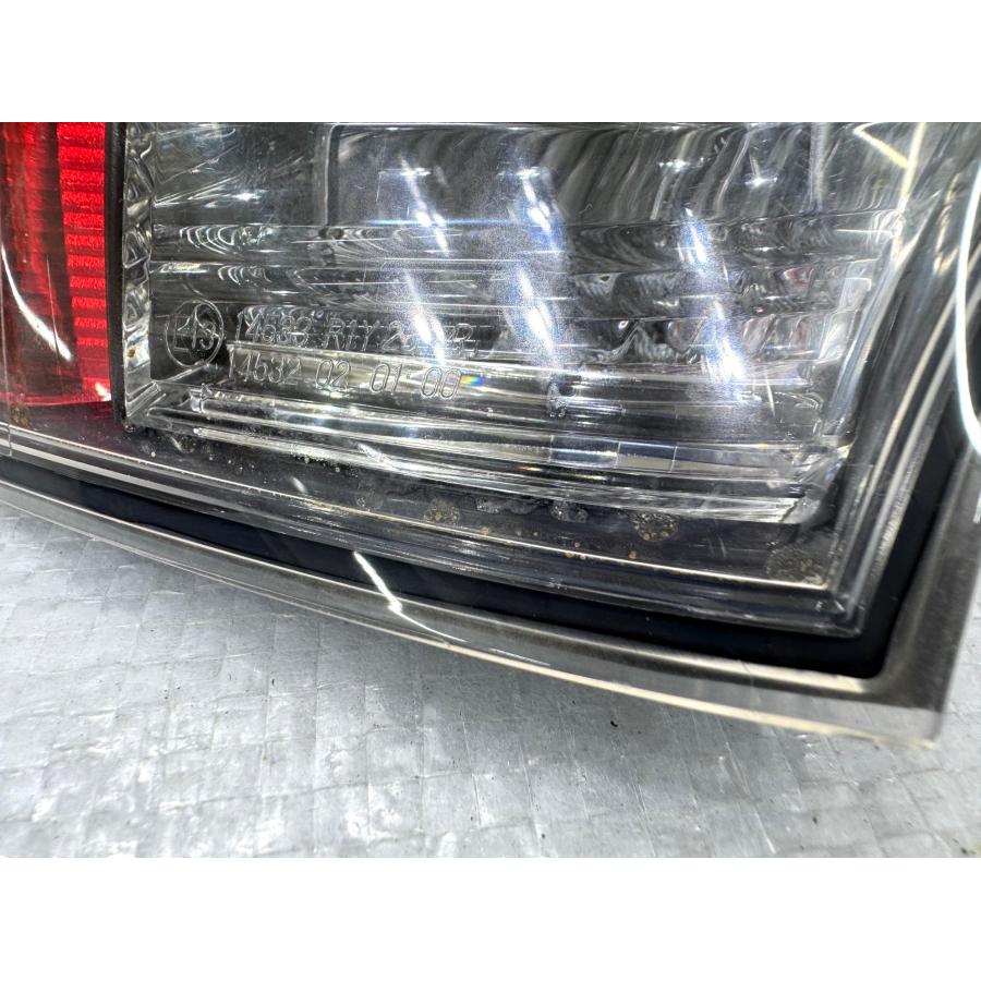 プリウス50 ZVW50 前期 純正テールライト 右 ICHIKOH 47-87/47-78 刻印