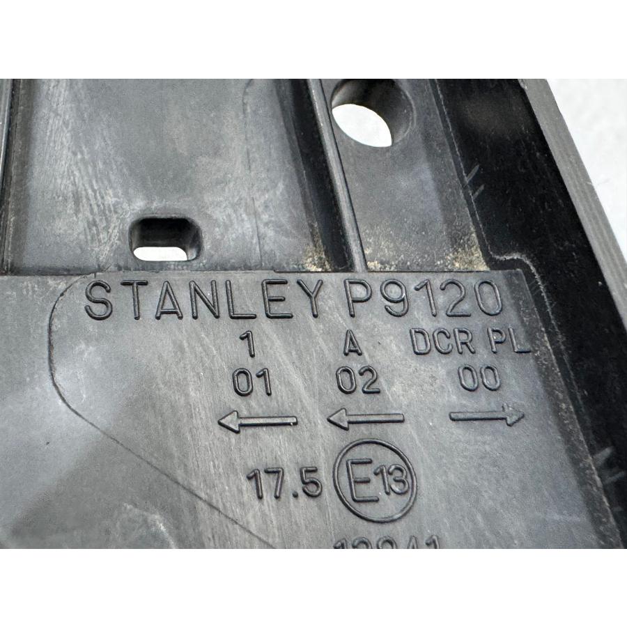 レンズ綺麗】スイフトスポーツ ZC32S 純正HIDヘッドライト 右 STANLEY
