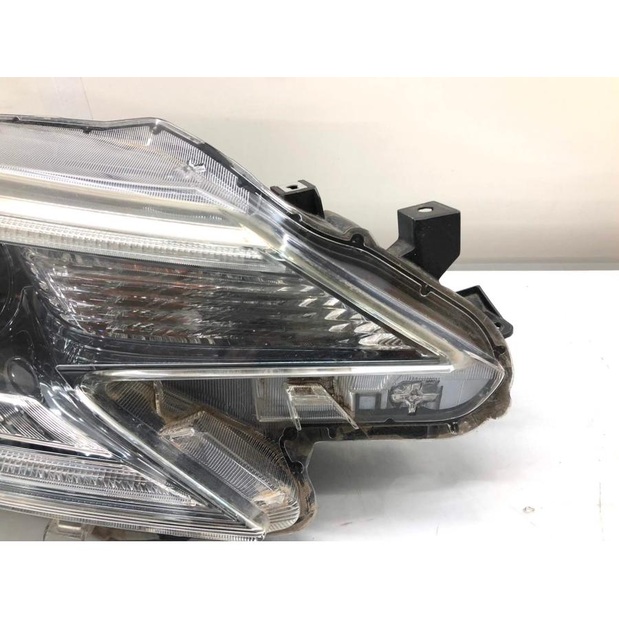 トヨタ マークX 130系 中期 ヘッドライト 左右セット　バラスト付き ♪バラスト付き♪マークX GRX130 中期 純正 ヘッドランプ 右 HID