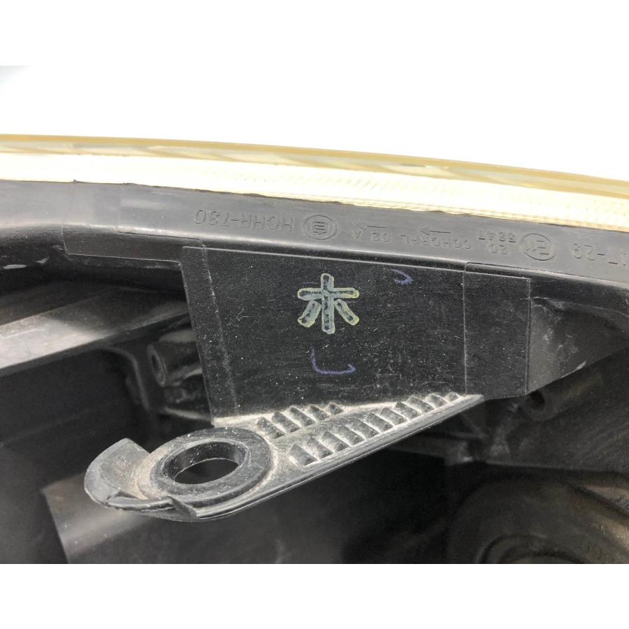 トヨタ プリウス ZVW30 前期 純正 ヘッドランプ 左 ハロゲン KOITO47
