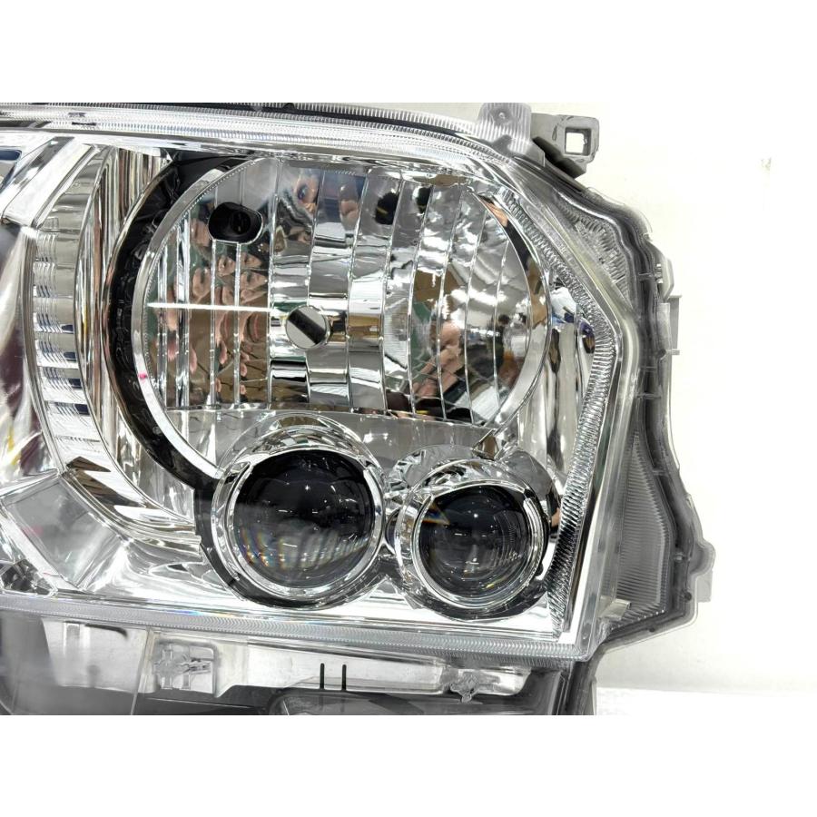 ☆美品☆ トヨタ ハイエース 200系 4/5/6型 純正 右 LED ヘッド 