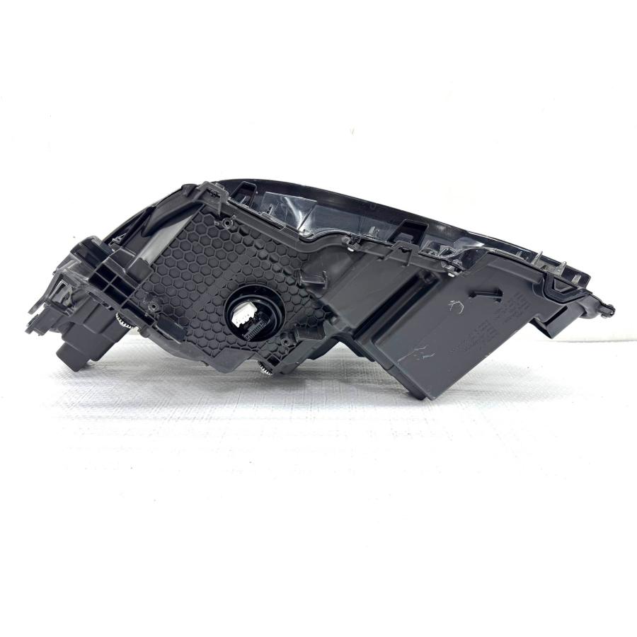 トヨタ クラウン ハイブリッド ARS220 GWS224W AZSH20 純正 右 LED