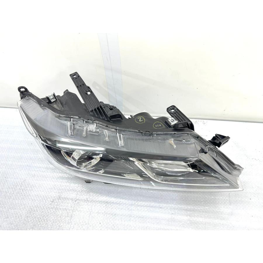 良品】セレナ C27 前期 純正LEDヘッドライト 右 KOITO 100-23721/刻印Z