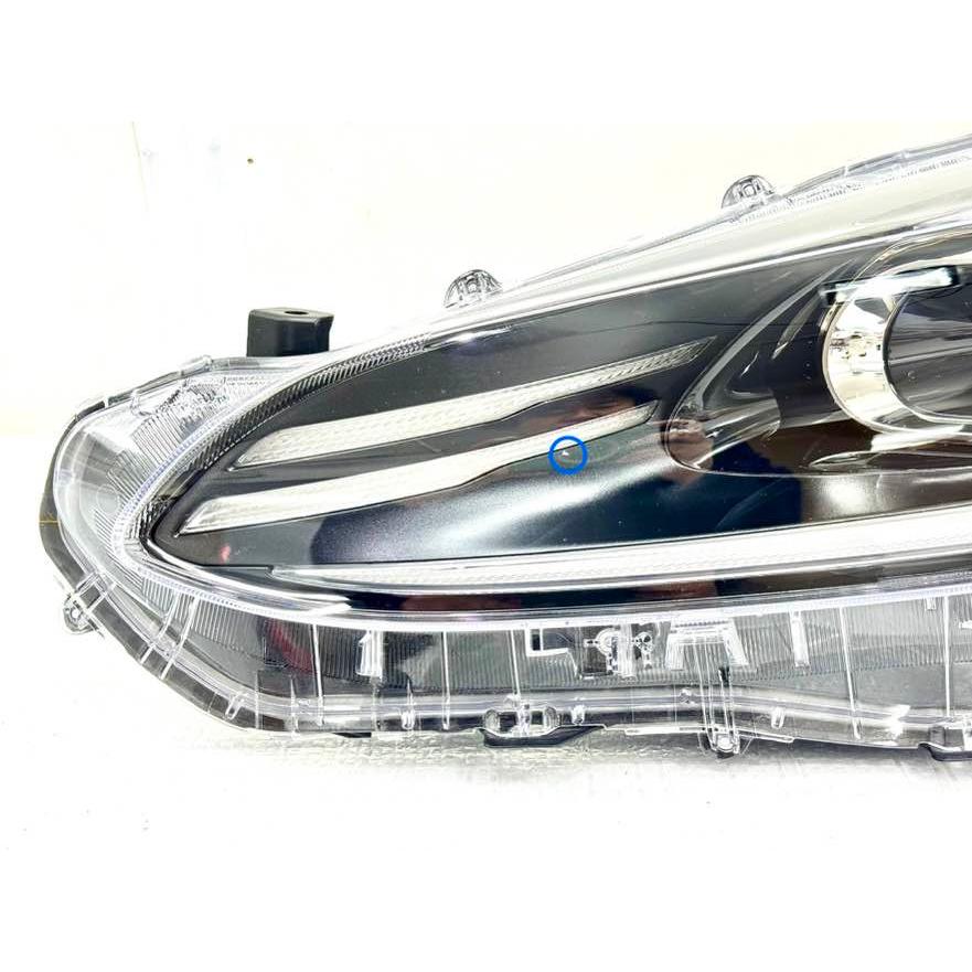 トヨタ アクア MXPK11 前期 純正 左 LED ヘッドライト KOITO52-336