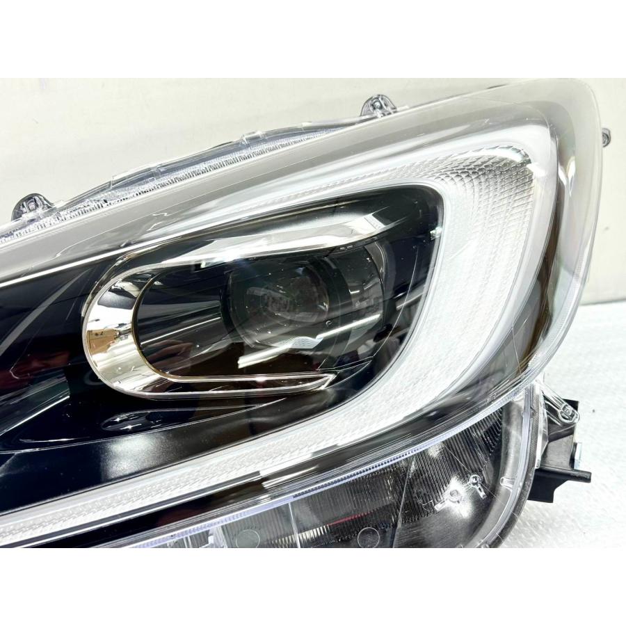 トヨタ アクア MXPK11 前期 純正 左 LED ヘッドライト KOITO52-336