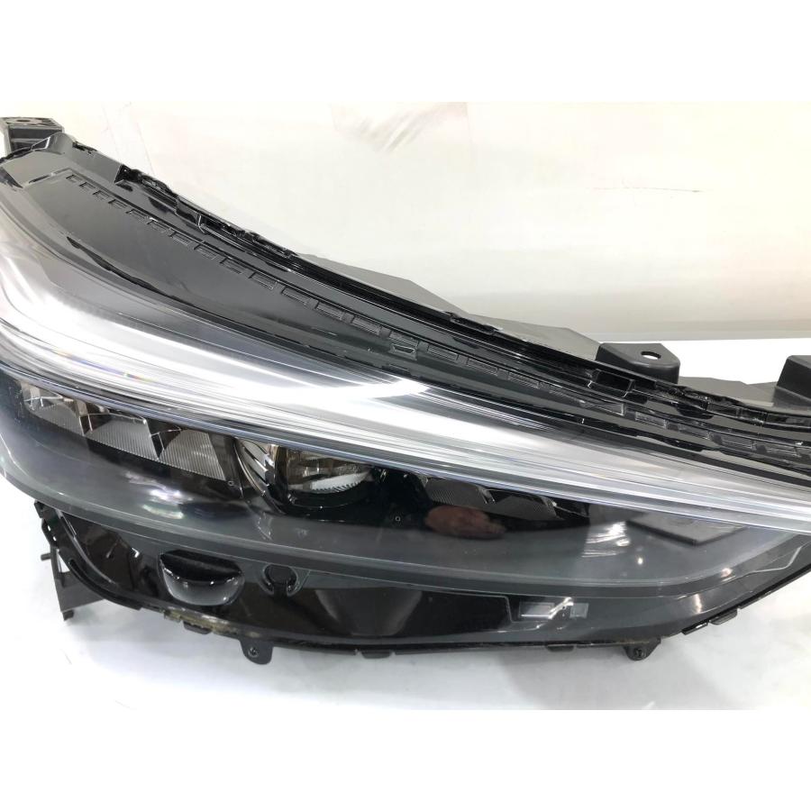 ホンダ ヴェゼル RV5 後期 純正 ヘッドランプ 右 LED STANLEY W7719