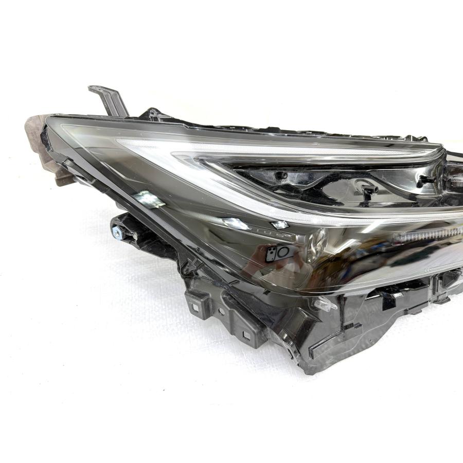 良品】プリウス60 ZVW60/MXHW60 純正LEDヘッドライト 右 KOITO 47-123
