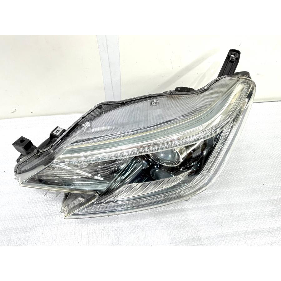 良品】マークX GRX130 中期 純正HIDヘッドライト 左 KOITO 22-358/刻印
