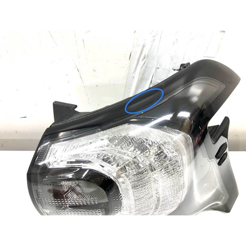 トヨタ シエンタ NSP170G 前期 純正 テールランプ 右 KOITO52-283（Z5