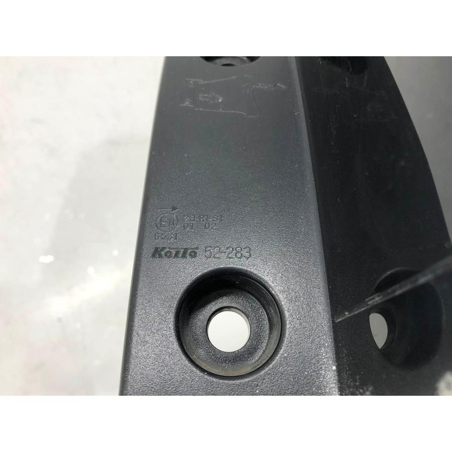 トヨタ シエンタ NSP170G 前期 純正 テールランプ 右 KOITO52-283（Z5