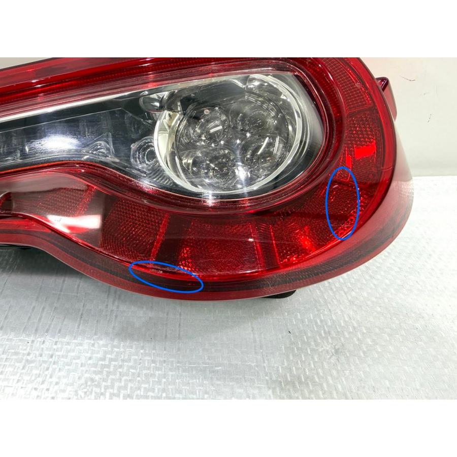 86 テールライト LED ZN6 後期 KOITO 220-60348 BRZ 86/ハチロク ZN6/ZC6 後期 純正テールライト 右 KOITO 220-60348 （Z50