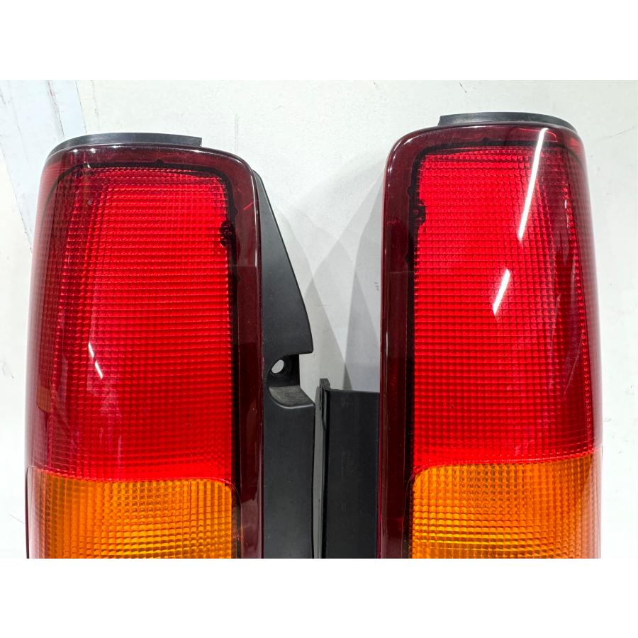 ジムニー JB23W 純正テールライト左右セット KOITO 33-06418 （Z6-12