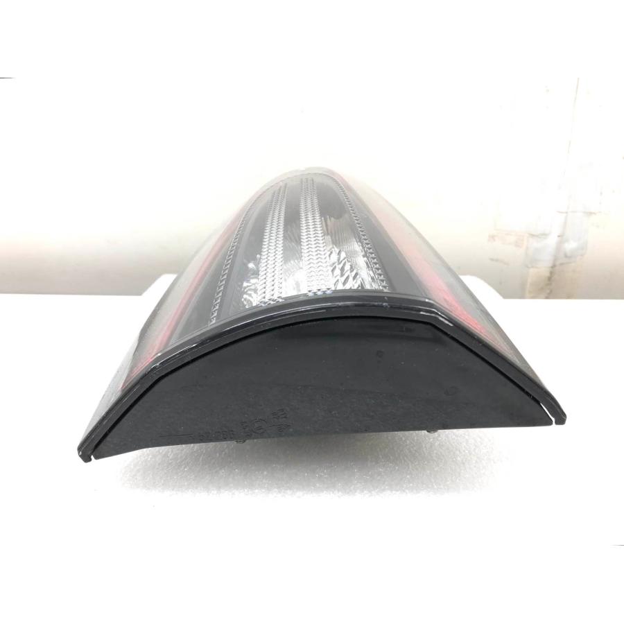 トヨタ シエンタ NSP170 前期 純正 テール フィニッシャー ランプ 右