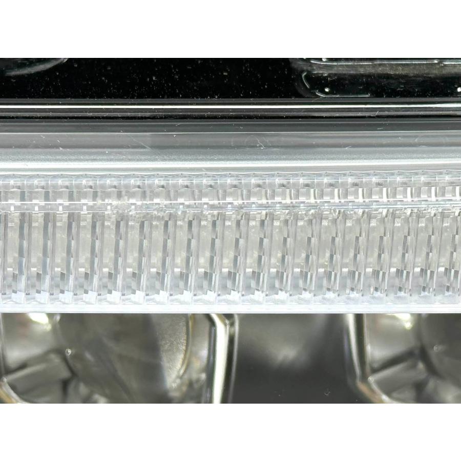 トヨタ bZ4X BZ4X XEAM10 純正 左 LED ヘッドライト KOITO42-121 刻印