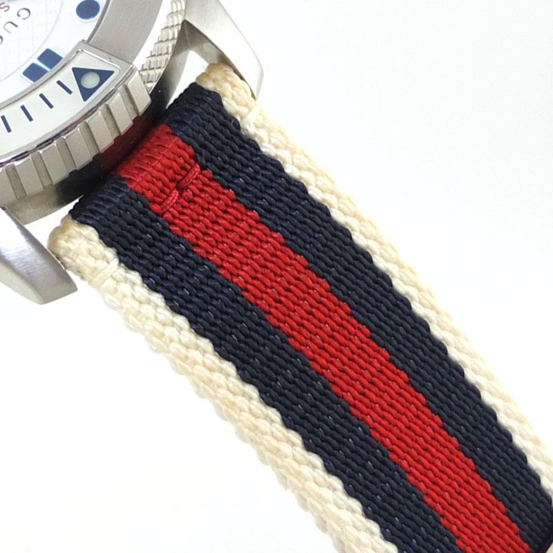 グッチ GUCCI Gタイムレス スポーツ 126.2 クォーツ ホワイト グッチ GUCCI Gタイムレス スポーツ 126.2 クォーツ ホワイト