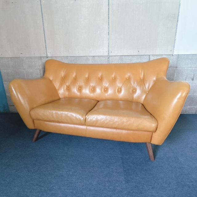 2人掛けワイドソファ　キャメル色　レザー調 中古】レザー 2人掛けソファー ワイドソファ カフェインテリア SOFA